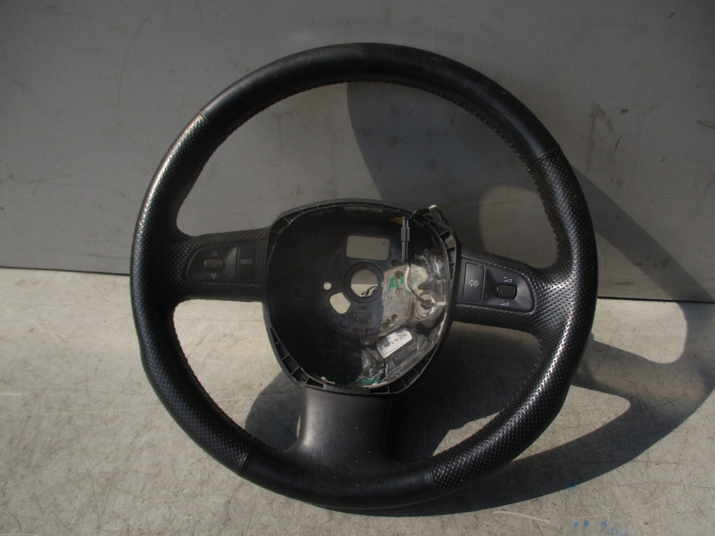 2006 AUDI A4 B7 3 SPOKE MULTIFUNCTION STEERING WHEEL 8P0419091