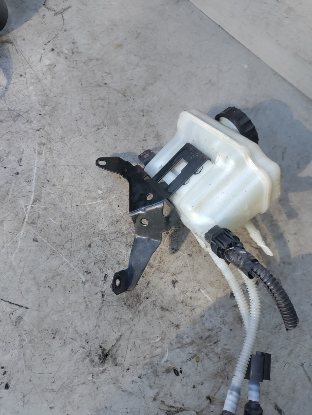 VAUXHALL CORSA E 2018 1.4 PETROL MASTER CYLINDER RESERVOIR