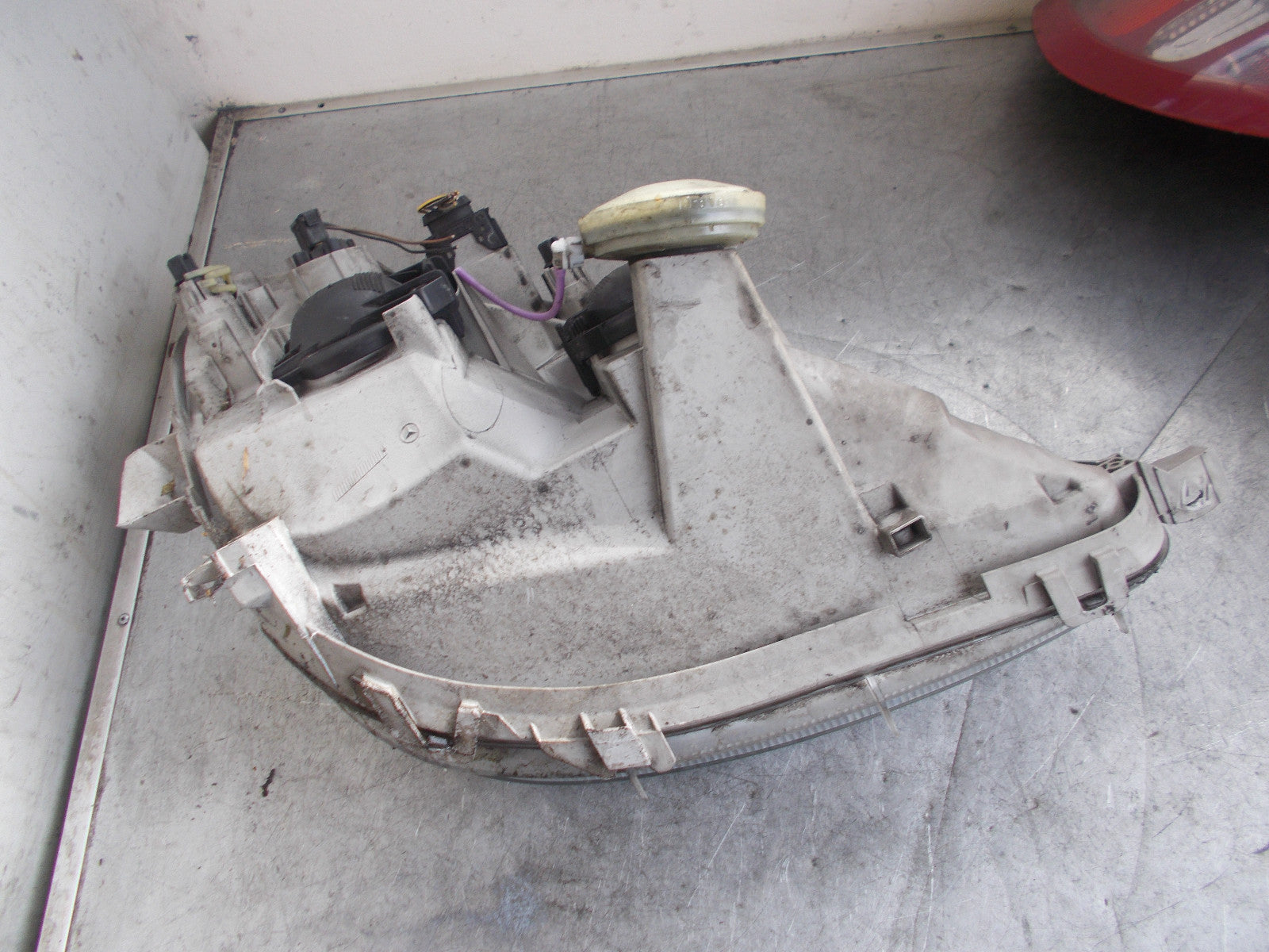 MERCEDES A160 2003 NS PASSENGER SIDE HEADLIGHT HEADLAMP A1688201961