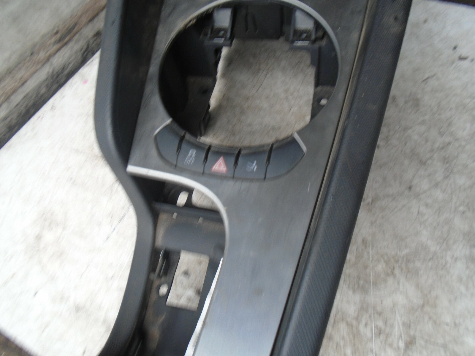 AUDI TT 2012 8J CENTERE CONSOLE COMPARTMENT FRONT PANEL