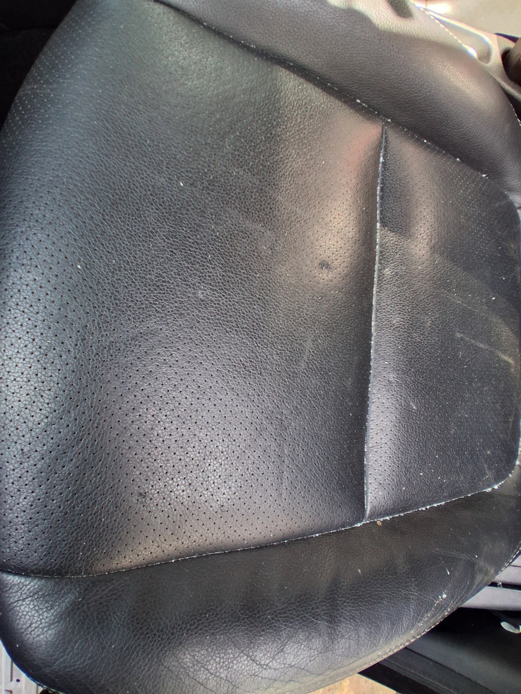 2018 MITSUBISHI OUTLANDER MK3 NSF PASSENGER SIDE FRONT LEATHER COMPLETE SEAT