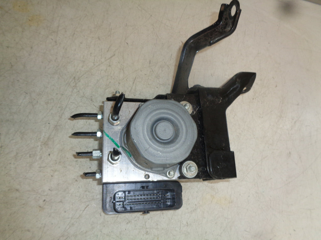NISSAN QASHQAI J11 MK2 2019 1.2 PETROL ABS PUMP & MODULE 47660HW60A