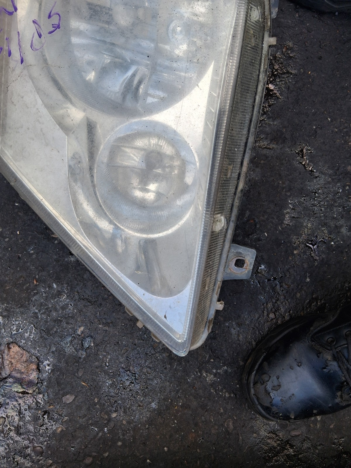 2016 MERCEDES SPRINTER W906 NSF PASSENGER SIDE FRONT LEFT HEADLIGHT A9068200361