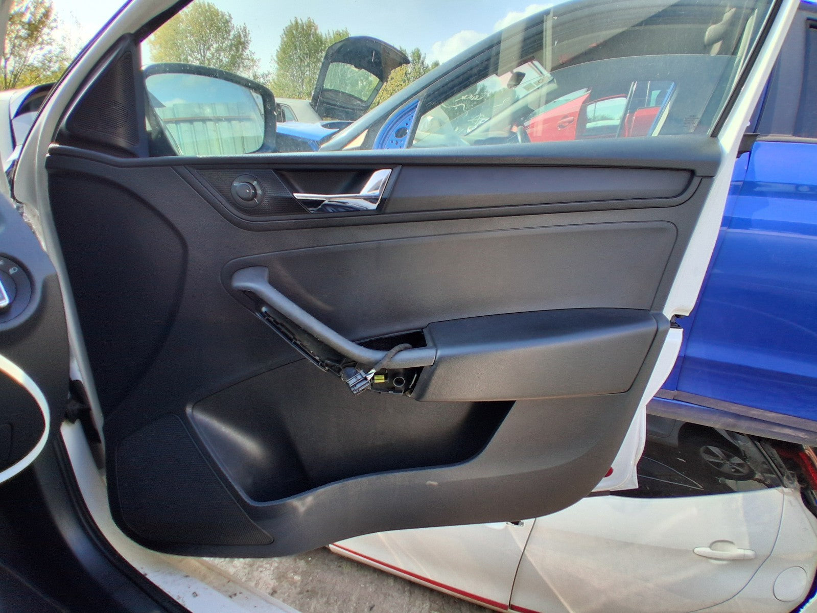 SEAT TOLEDO MK4 2018 HATCH OSF DRIVER SIDE FRONT DOOR CARD PANEL