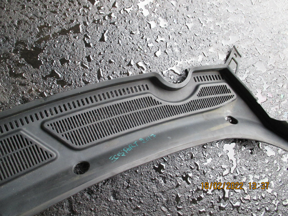 FORD ECOSPORT 2017 FRONT PLASTIC TRIM SCUTTLE PANEL VENT COVER