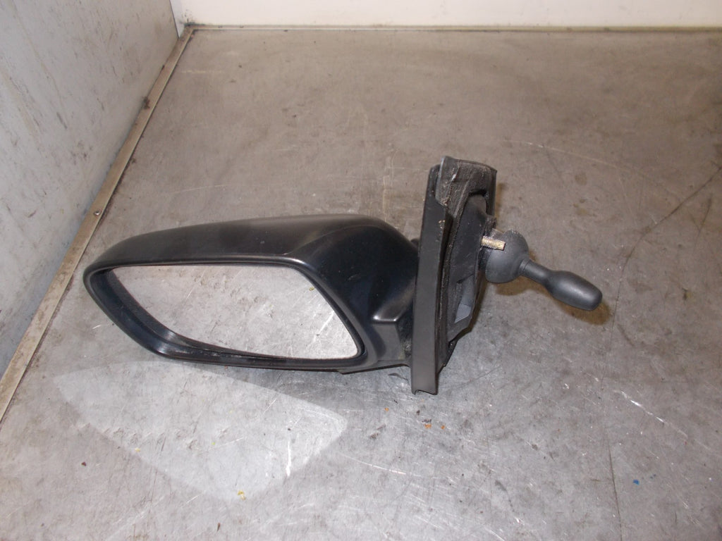 TOYOTA YARIS 2003 NS PASSENGER SIDE MANUAL WING MIRROR BLACK 879400D02000