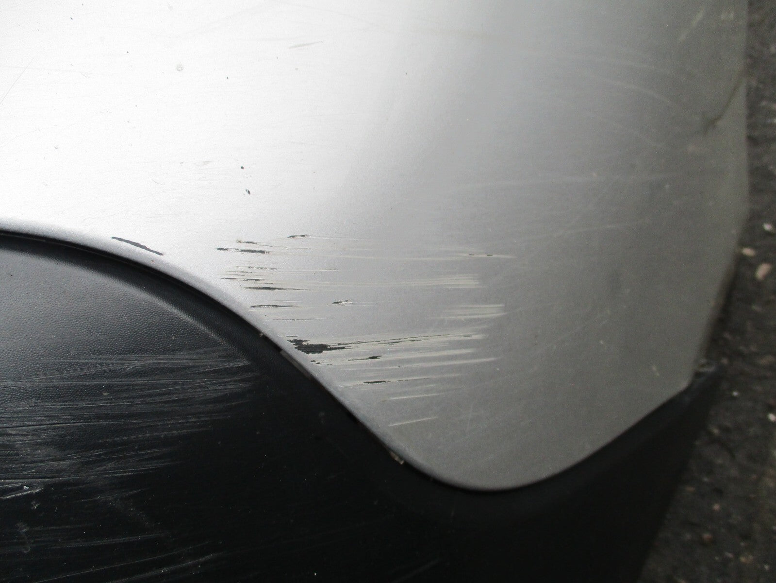 2015 RENAULT TRAFIC X82 MK2 FRONT COMPLETE BUMPER WITH GRILLS SILVER