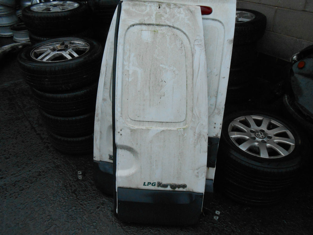 RENAULT KANGOO 2001 MK1 PHASE 1 OSR DRIVER SIDE REAR DOOR WHITE