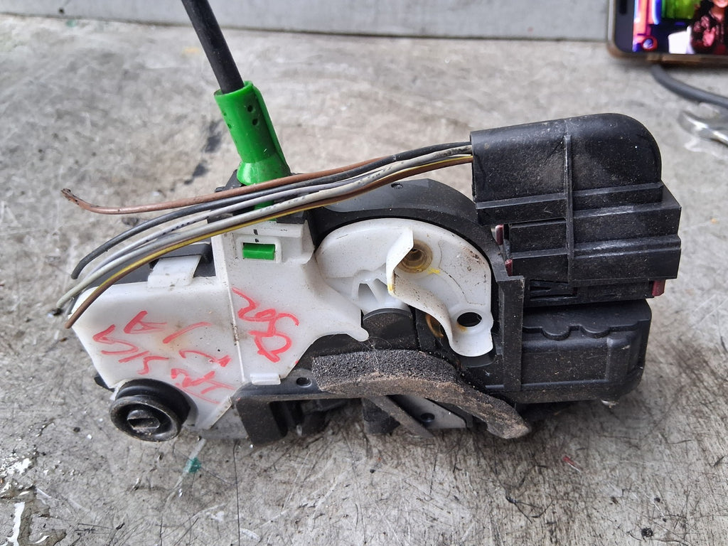 VAUXHALL INSIGNIA MK1 OSR DRIVER SIDE REAR RIGHT DOOR LOCK MECHANISM