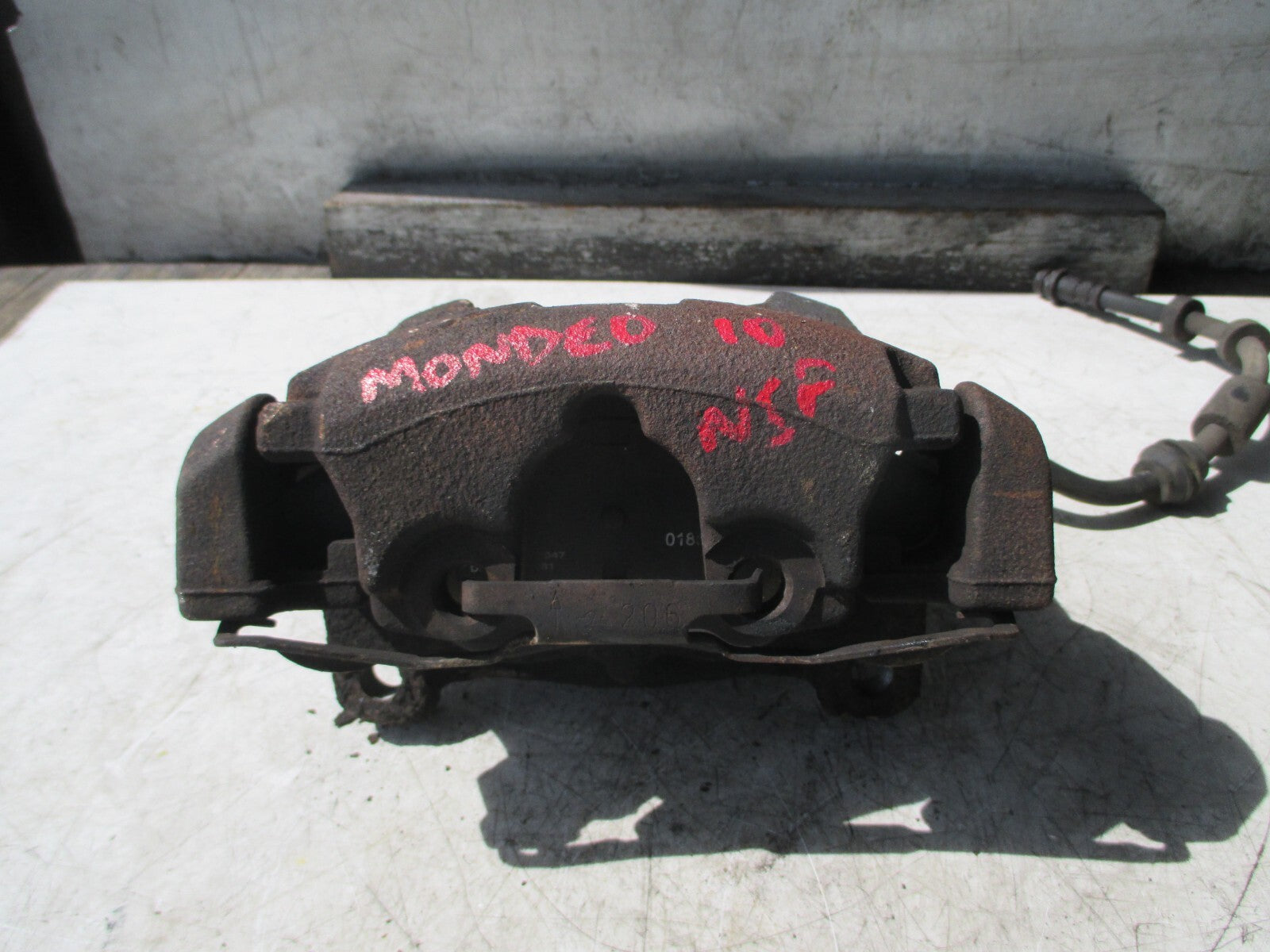 FORD MONDEO 1.8 2010 NSF PASSENGER SIDE COMPLETE BRAKE CALIPER