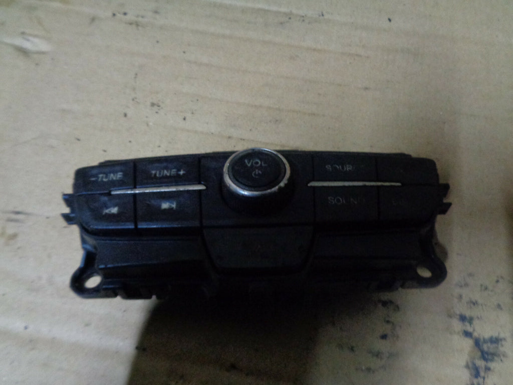 FORD FOCUS 2017 RADIO STEREO SWITCH PANEL CONTROL BUTTONS UNIT F1ET18K811HD