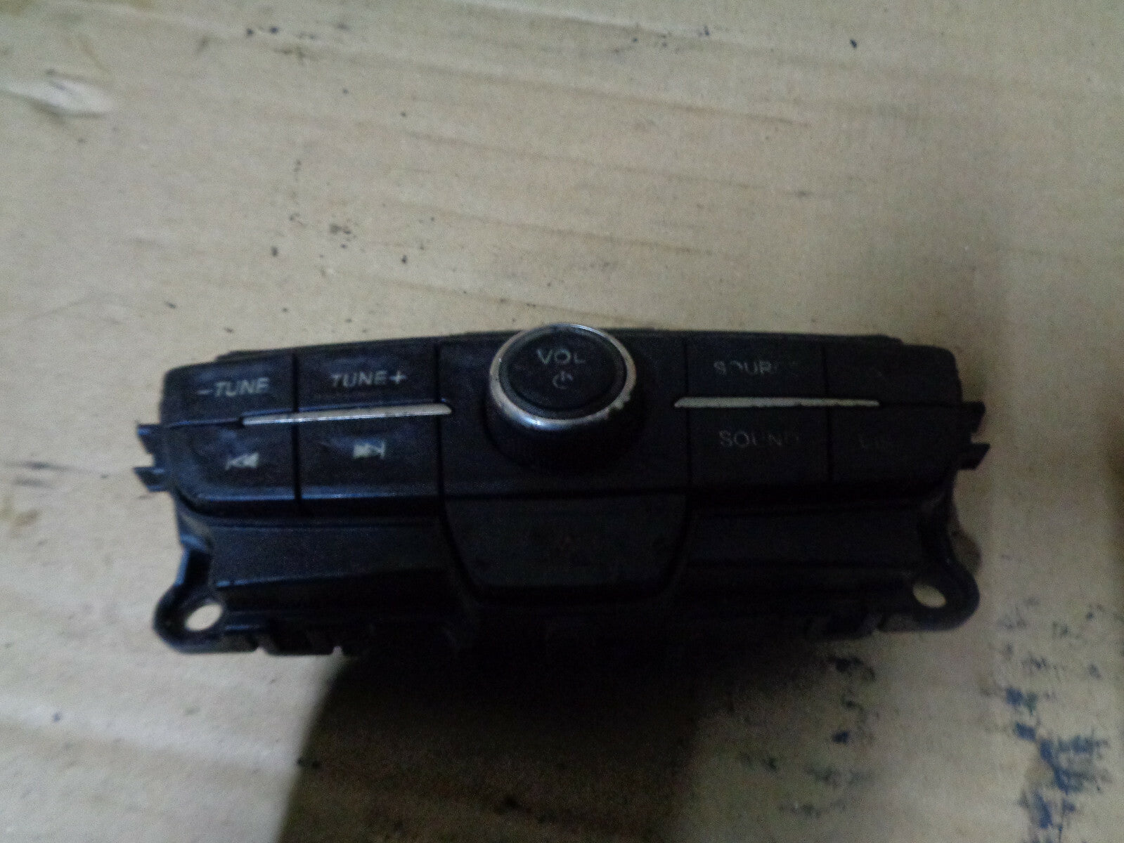 FORD FOCUS 2017 RADIO STEREO SWITCH PANEL CONTROL BUTTONS UNIT F1ET18K811HD