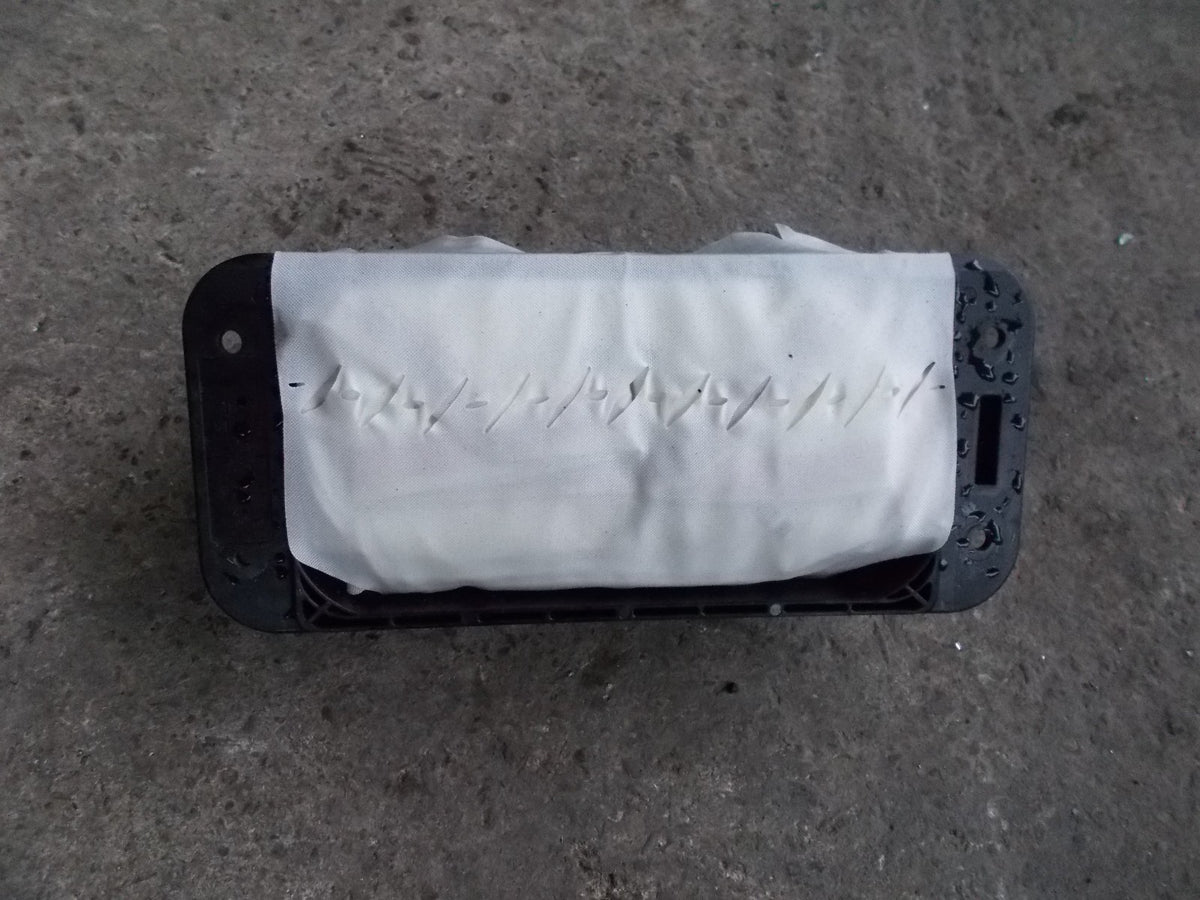 MERCEDES E CLASS W212 2016 PASSENGER FRONT DASHBOARD SAFETY BAG A2128603102