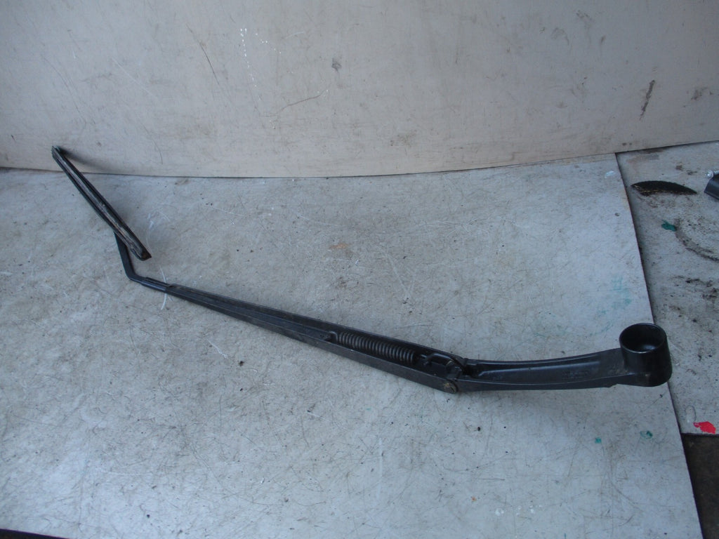NISSAN MICRA K14 2019 FRONT WINDSCREEN WIPER MOTOR ARM