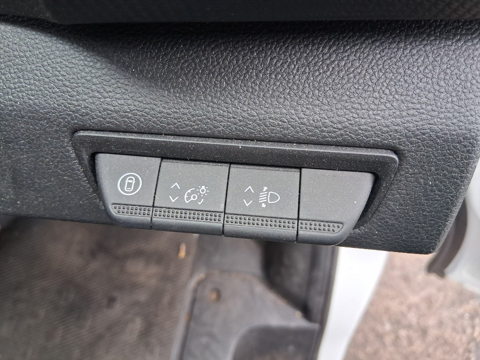 2024 RENAULT TRAFIC X82 MK3 DASH & HEADLIGHT ADJUSTMENT SWITCH PANEL 259806593R
