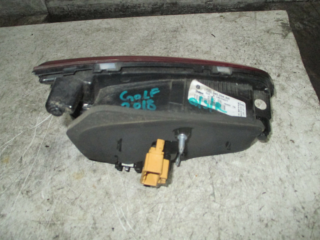 VW VOLKSWAGEN GOLF 2018 MK7 OSR DRIVER REAR INNER TAILGATE TAILLIGHT 5G0945094AH