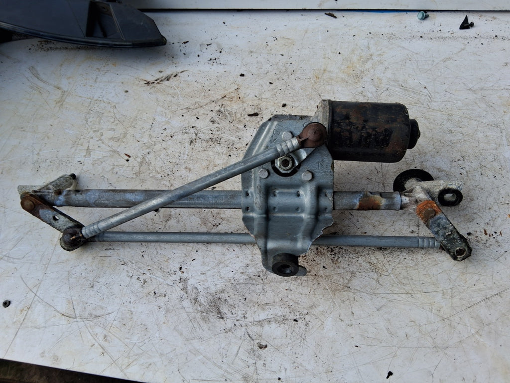 2005 VAUXHALL CORSA C FRONT WINDSCREEN WIPER MOTOR & LINKAGE 23002750