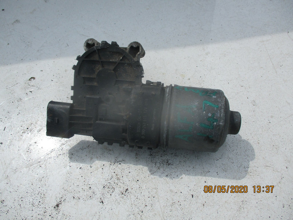 ALFA ROMERO 147 FRONT WINDSCREEN WIPER MOTOR 0390241515