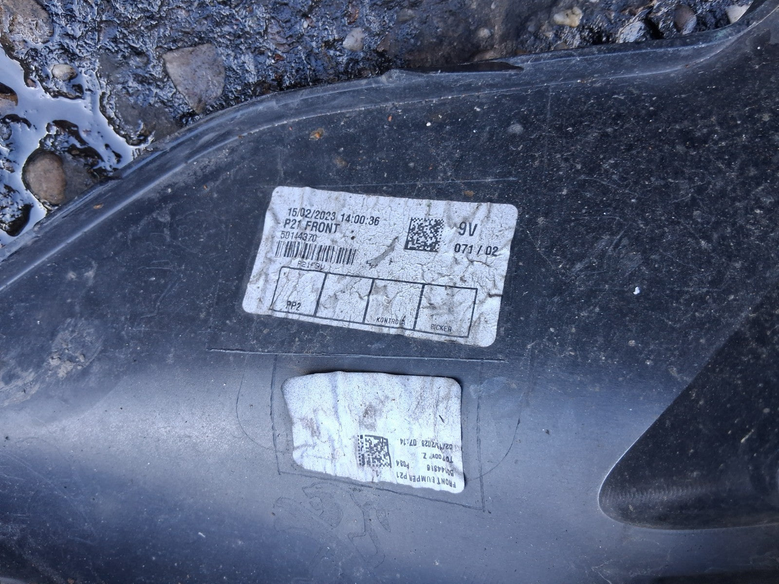 2023 PEUGEOT 208 FRONT BUMPER LOWER BUMPER DAMAGED 9828081180