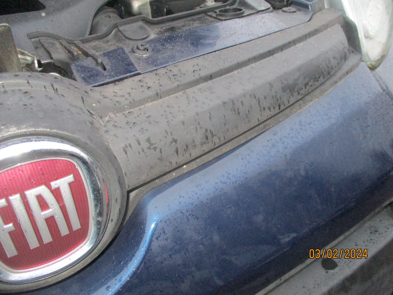FIAT PANDA 319 2017 FRONT RADIATOR UPPER BADGE EMBLEM GRILL GRILLE