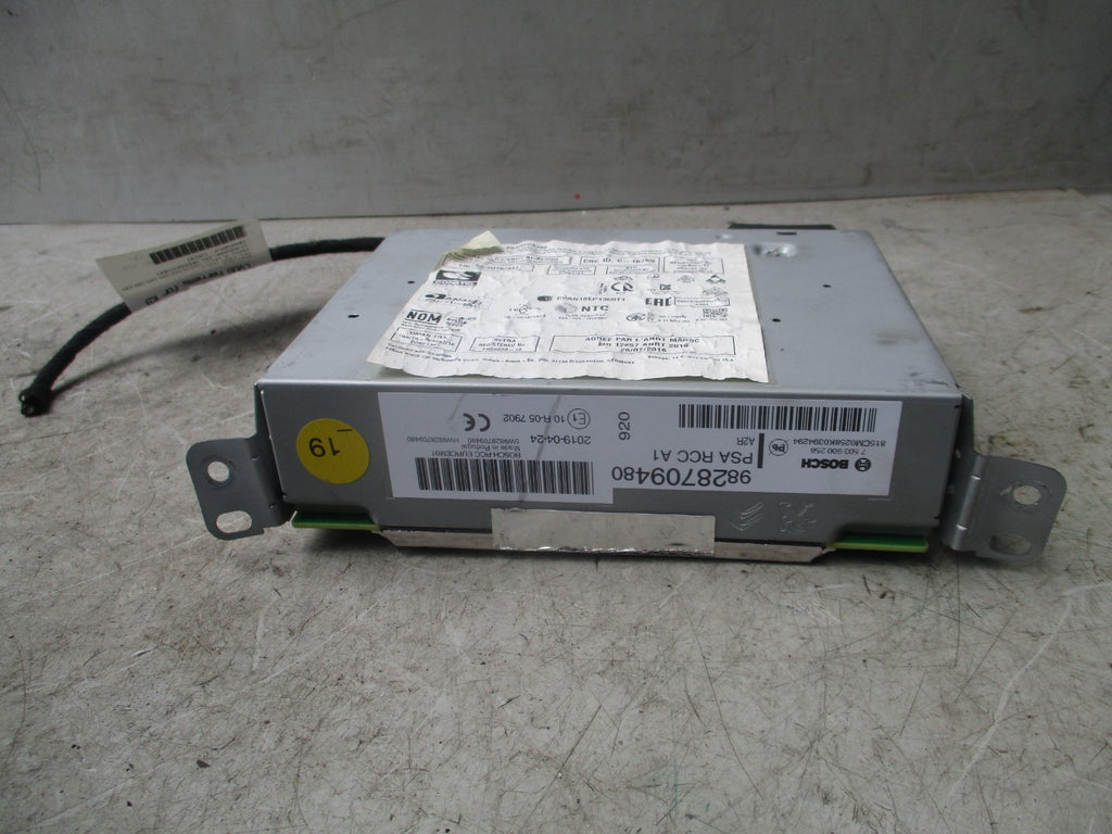 2019 PEUGEOT PARTNER RADIO STEREO CD PLAYER HEAD UNIT 9828709480