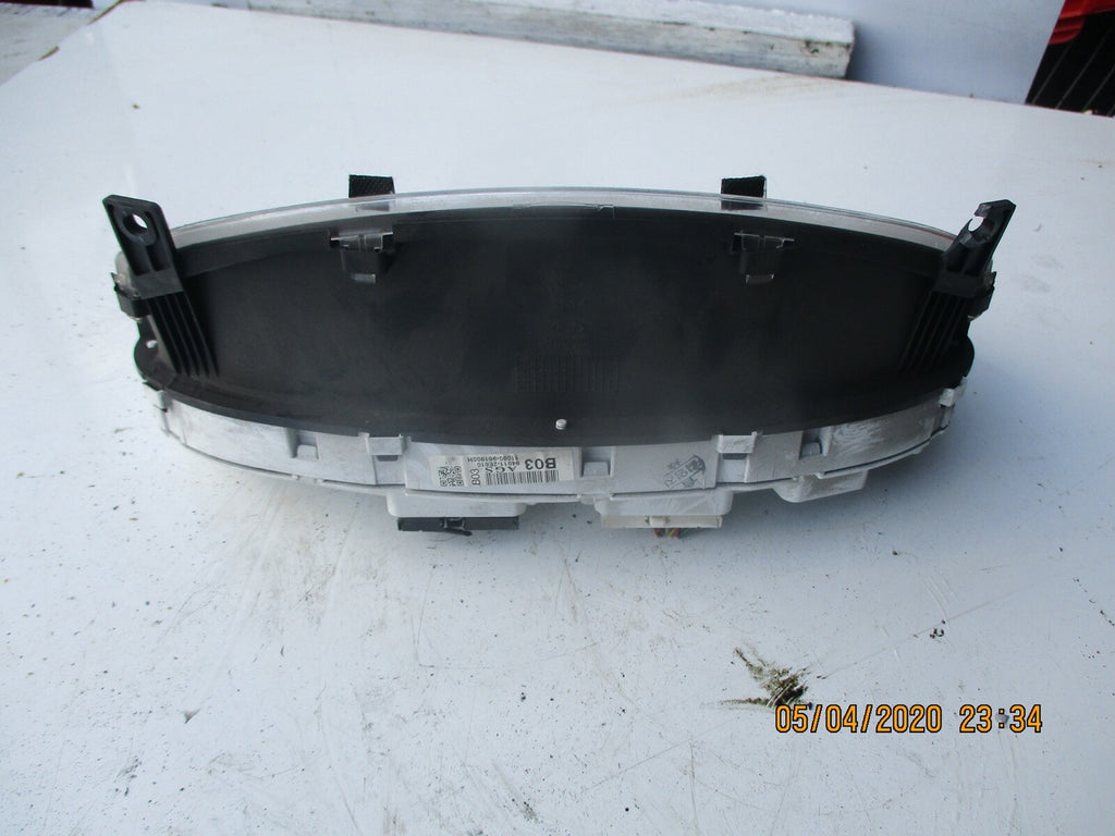 HYUNDAI TUCSON 2006 SPEEDOMETER INSTRUMENT CLUSTER 94011 2E610