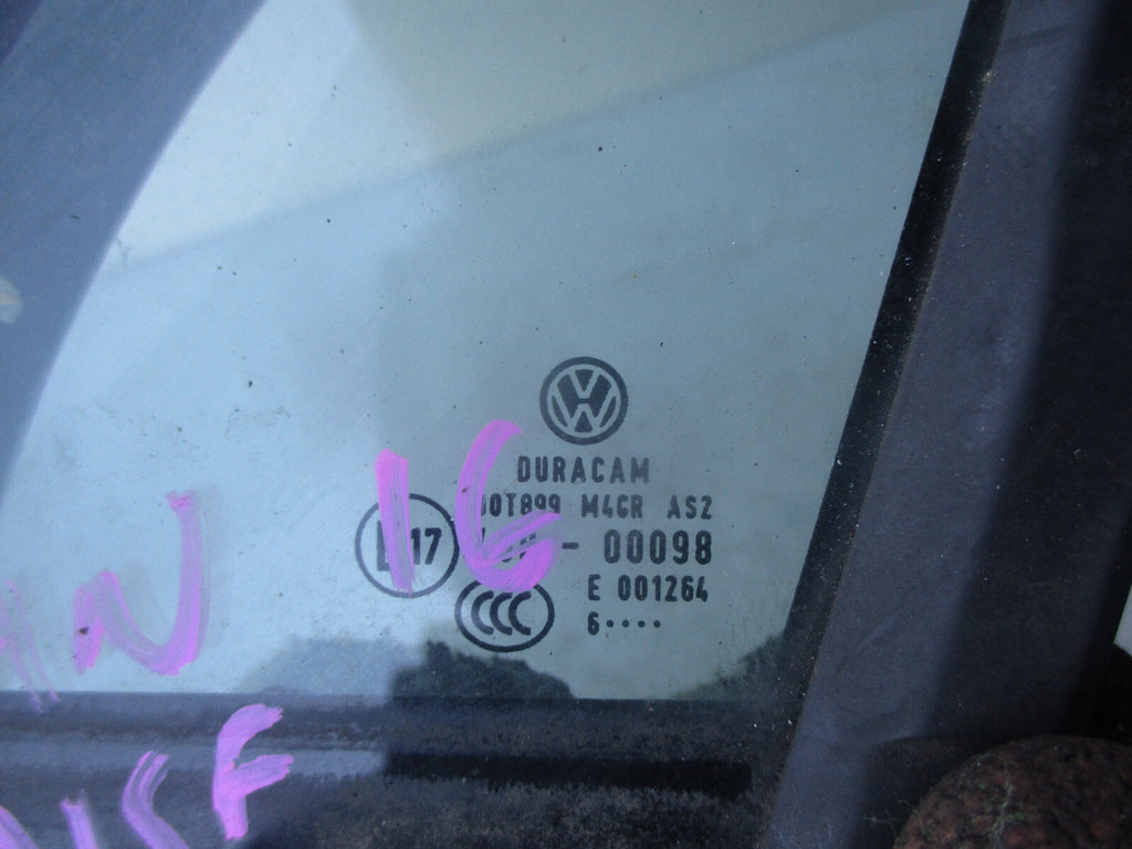 VW TIGUAN MK2 2016 NSF PASSENGER SIDE FRONT QUARTER GLASS
