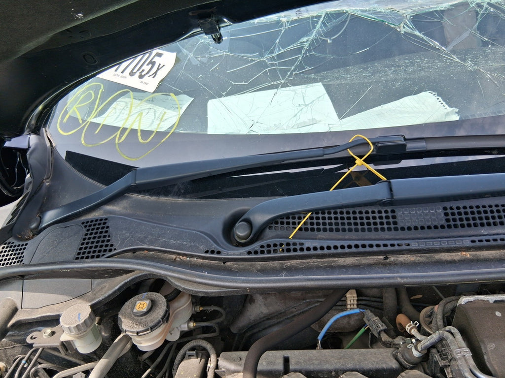 2020 HONDA HR-V FACELIFT FRONT WINDSCREEN SCUTTLE PANEL