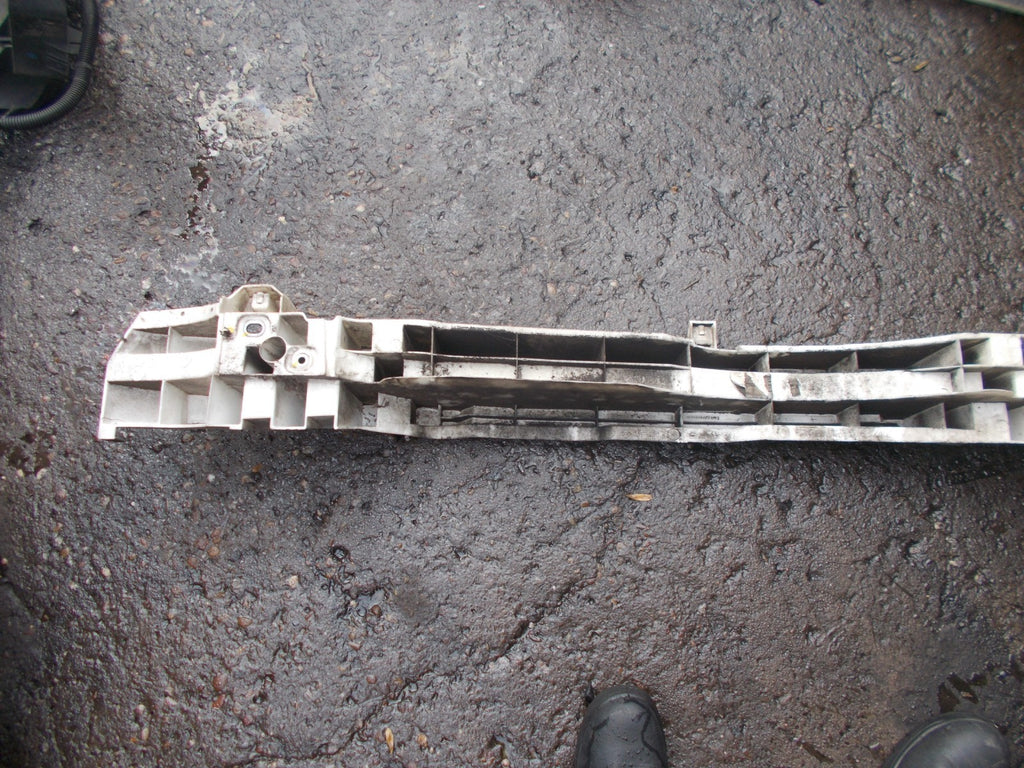 RENAULT CLIO (MK3) REAR BUMPER REINFORCER 8200467197