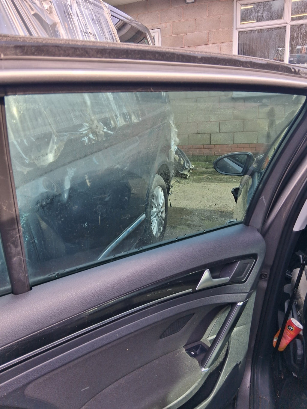 2016 VOLKSWAGEN GOLF MK7 NSR PASSENGER SIDE REAR LEFT WINDOW GLASS