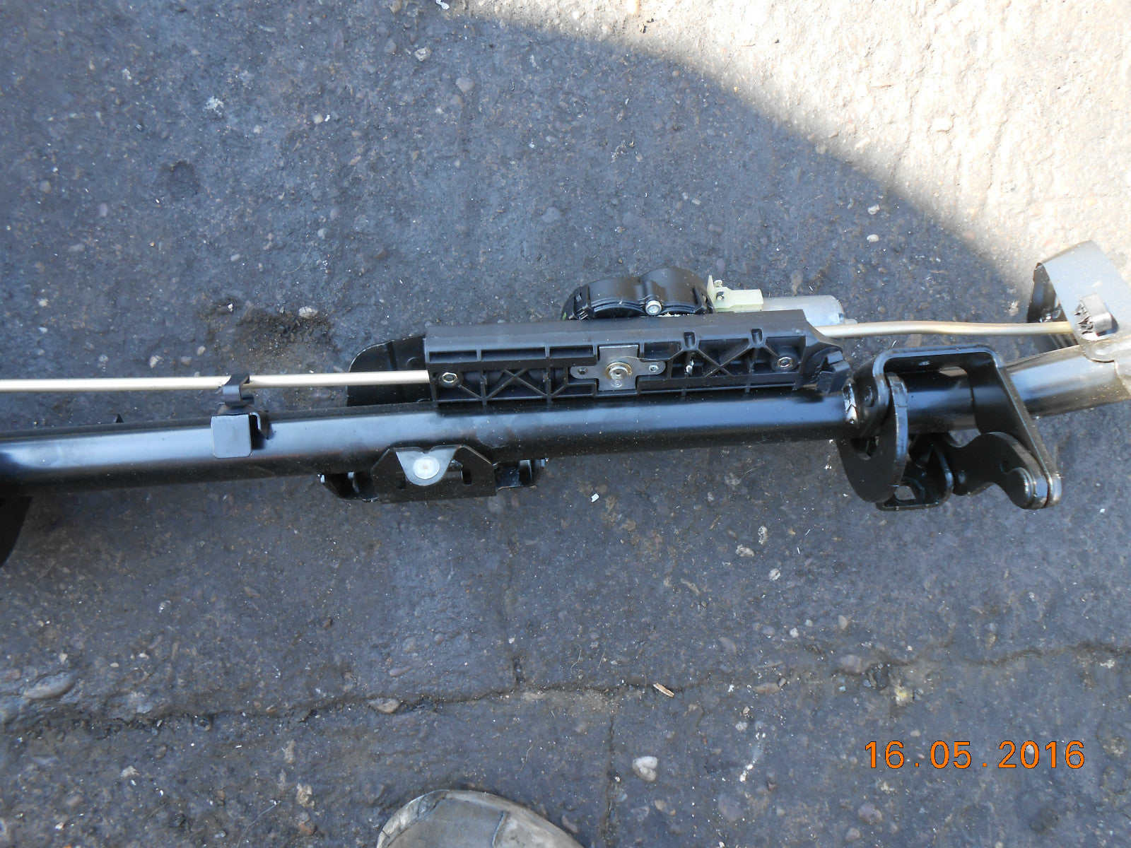 PEUGEOT 307 CC 307CC 2006 REAR BOOT POWER FOLDING FRAME MECHANISM 9651086480