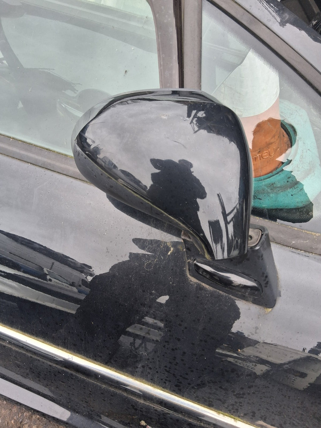 2012 PEUGEOT 207 OSF DRIVER SIDE FRONT RIGHT COMPLETE DOOR WITH WING MIRROR