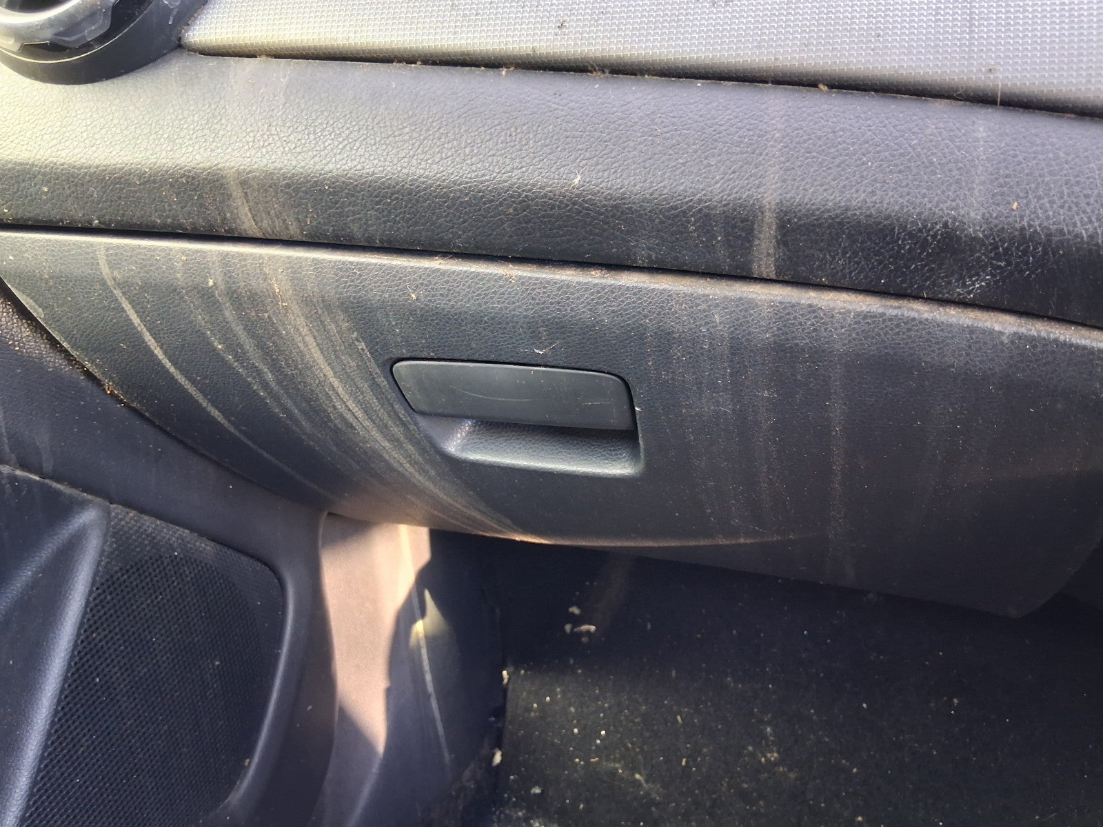 2019 MERCEDES BENZ GLA 180 X156 DASHBOARD GLOVE BOX STORAGE COMPARTMENT