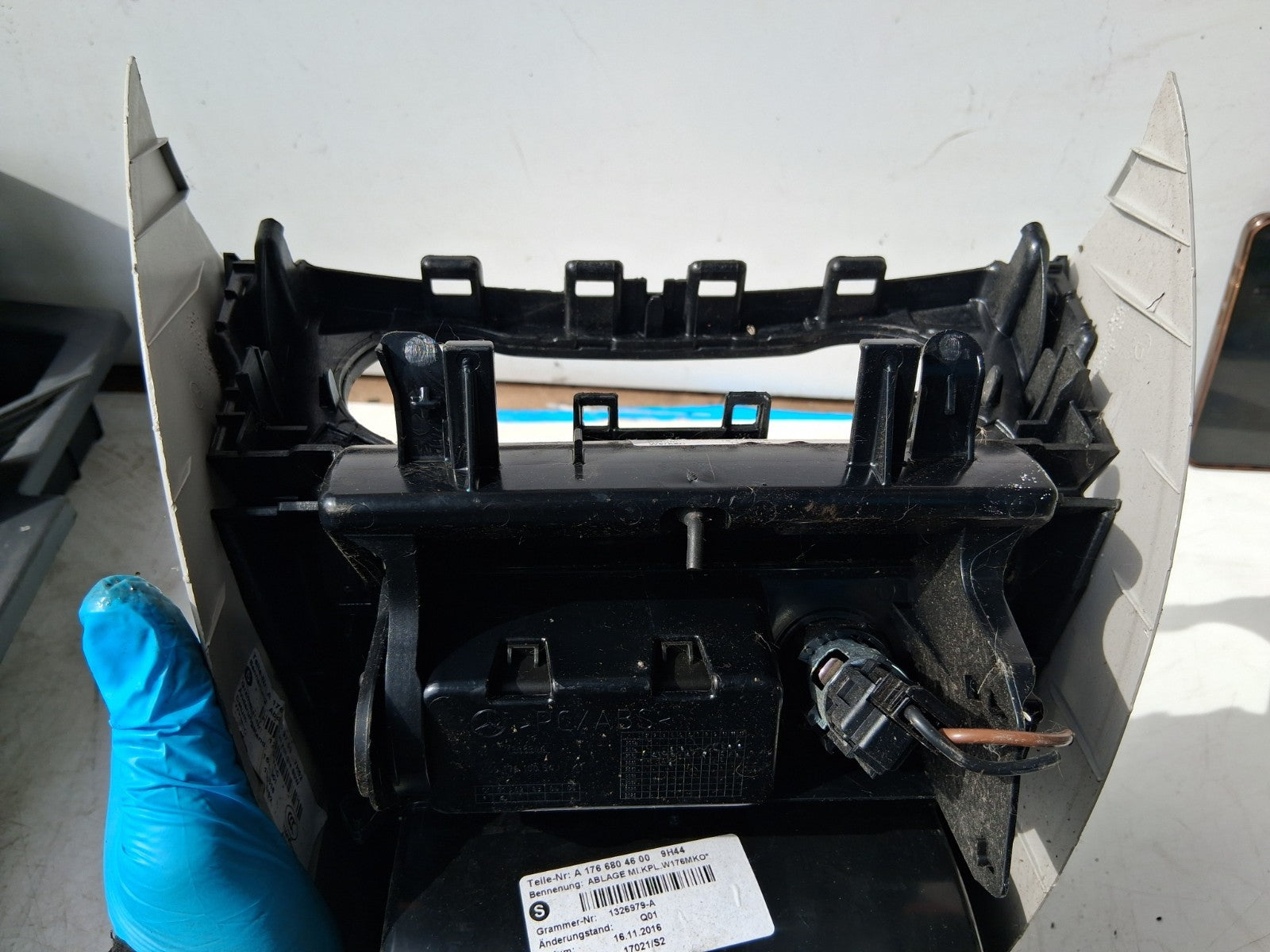 MERCEDES BENZ CLA 2016 C117 AMG CENTRE CONSOLE COVER TRIM A1766804600