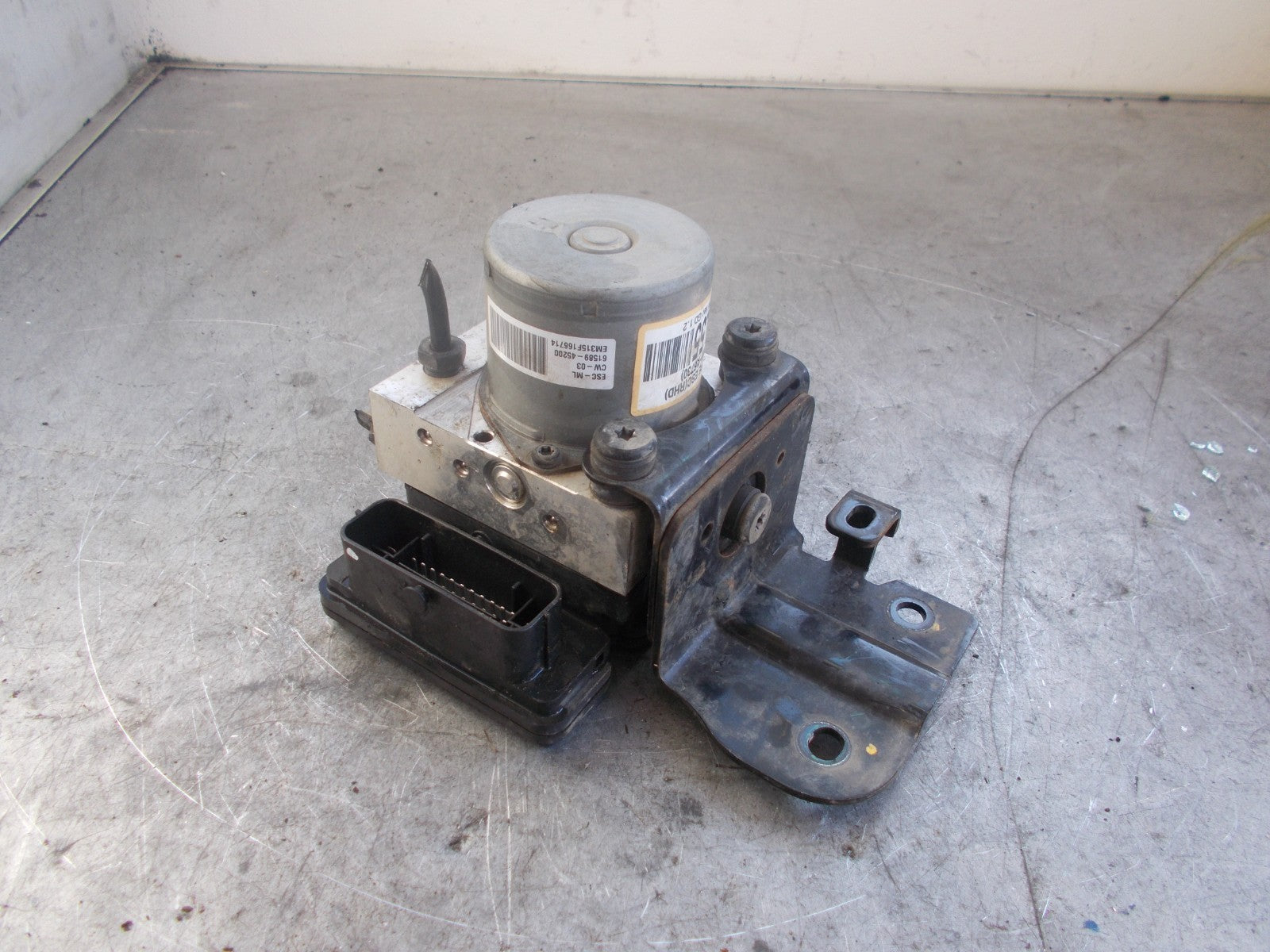 HYUNDAI I30 GD (MK2) 2012-2017 ABS PUMP & CONTROL MODULE 58900-A6730