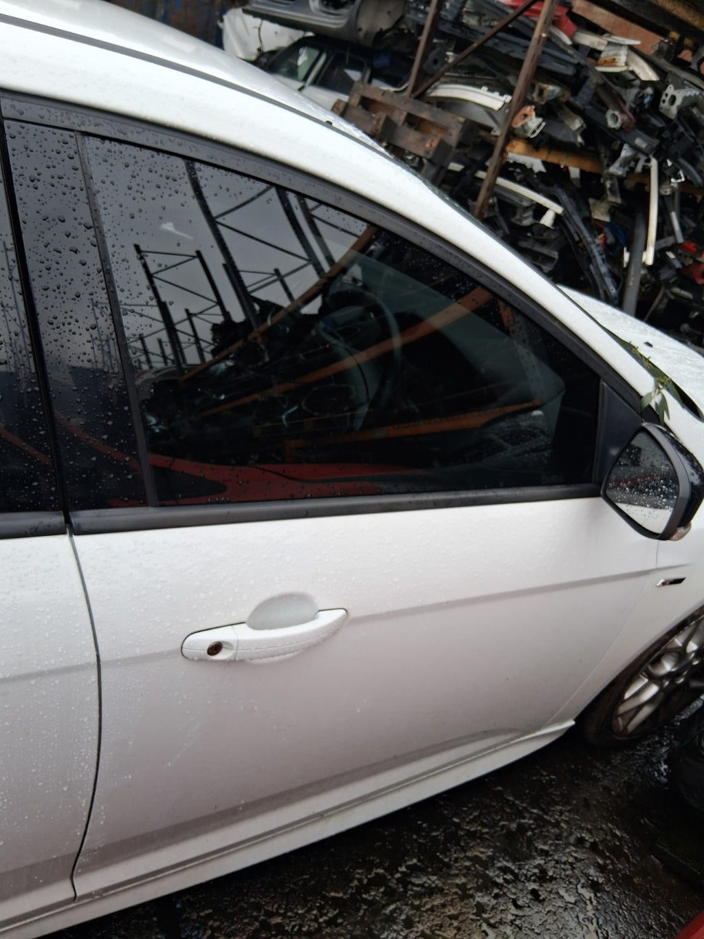 2017 FORD FOCUS MK3 ST LINE OSF DRIVER SIDE FRONT RIGHT BARE DOOR WHITE 5F
