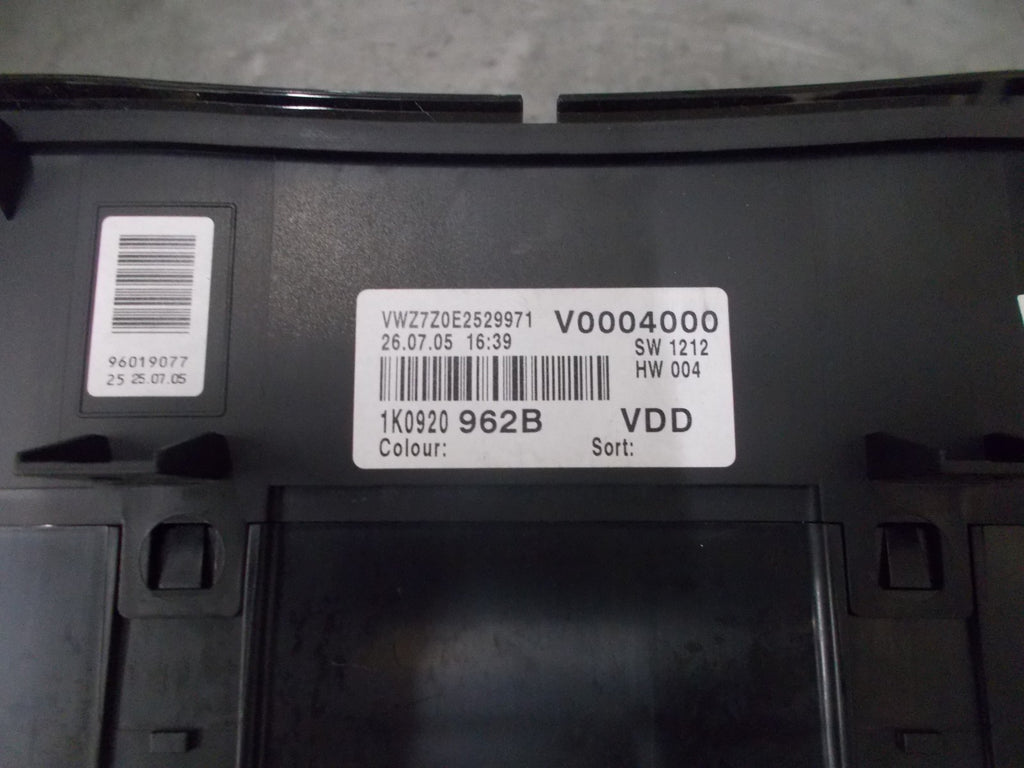 VOLKSWAGEN GOLF PLUS 2005 1.9 TDI CLOCKS SPEEDO INSTRUMENT CLUSTER 1K0920962B