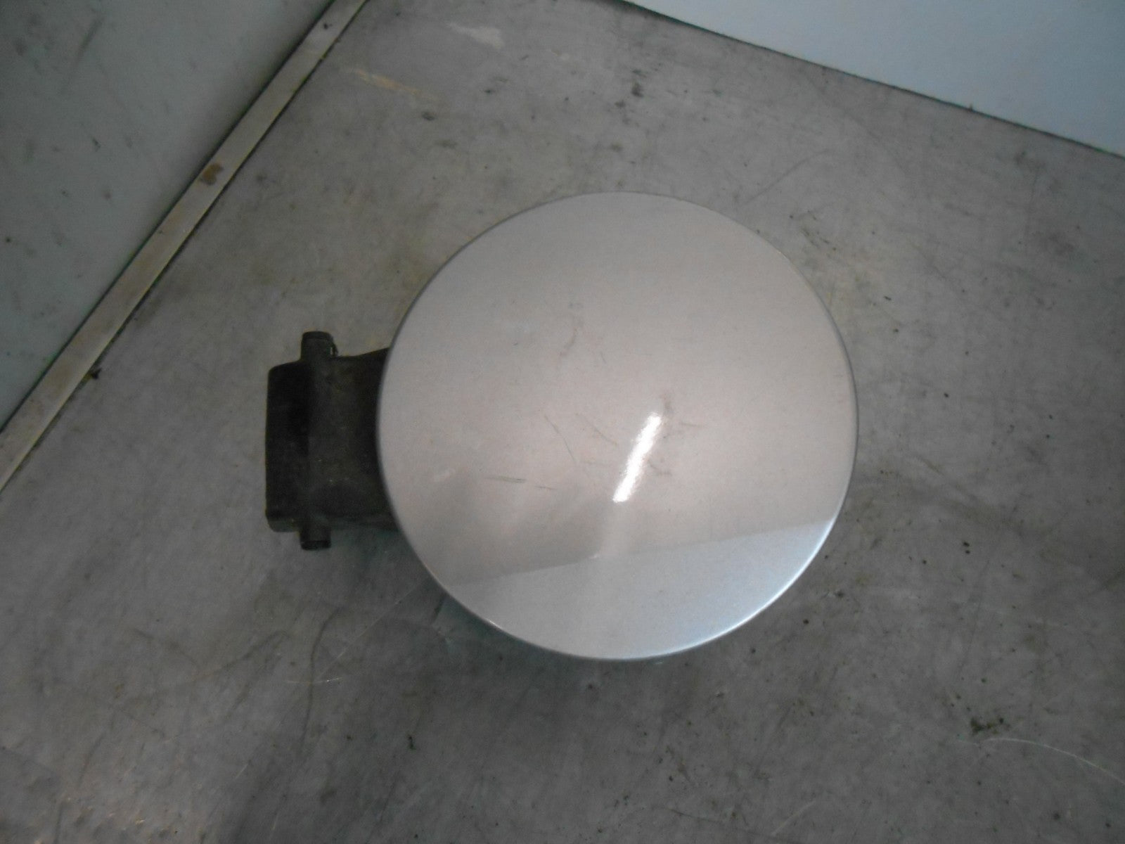 HONDA JAZZ GE (MK2) 2012 PETROL FUEL FILLER FLAP NH700M ALABASTER SILVER