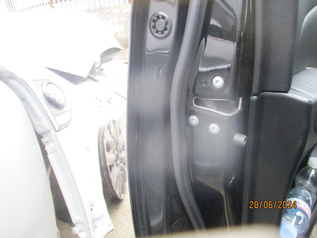 TOYOTA ESTIMA MK3 2013 NSF PASSENGER SIDE FRONT DOOR LOCK MECHANISM