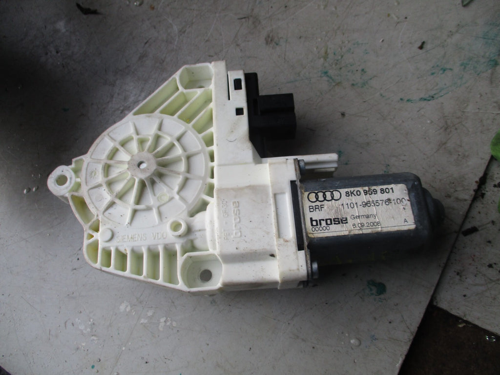 2015 AUDI A4 WINDOW REGULATOR & MOTOR 1101-9655760100 (ref s)