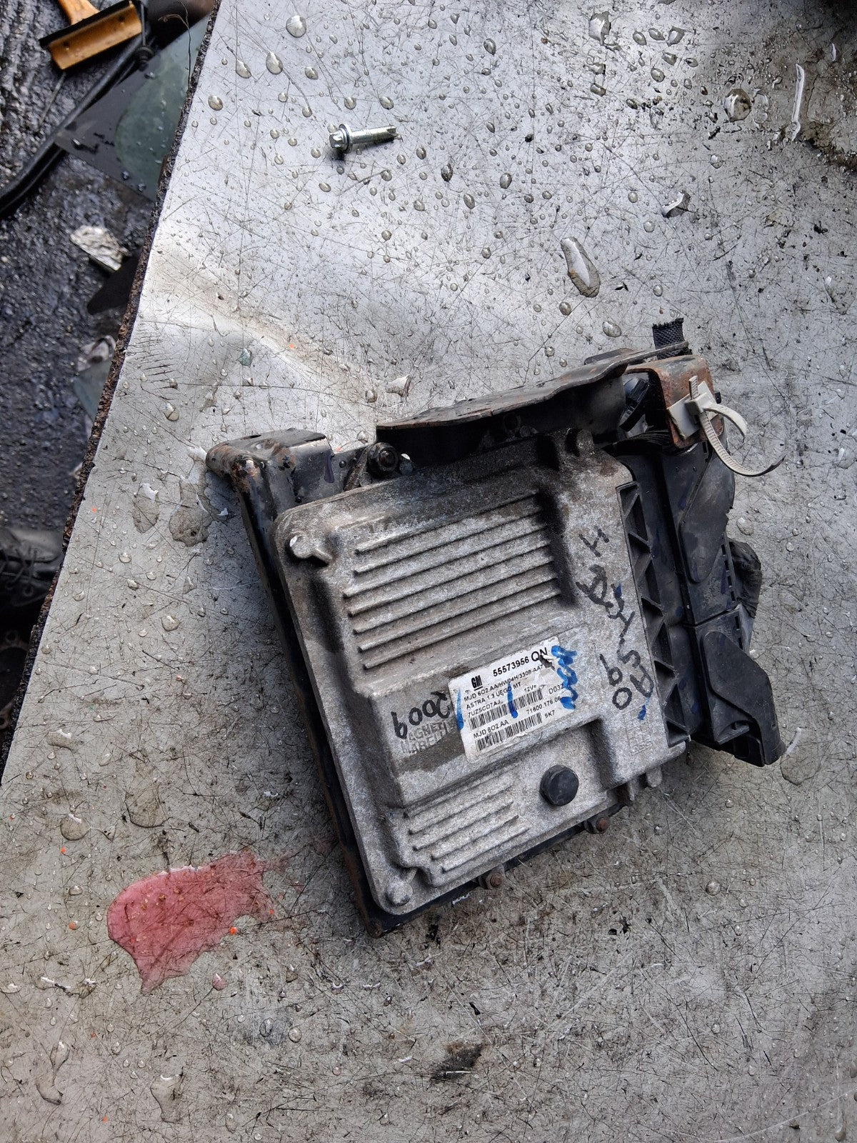VAUXHALL ASTRA 2009 ENGINE CONTROL UNIT ECU 55573956