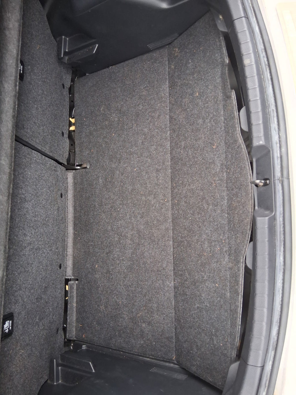 TOYOTA YARIS MK3 2019 REAR LOAD COVER PARCEL SHELF