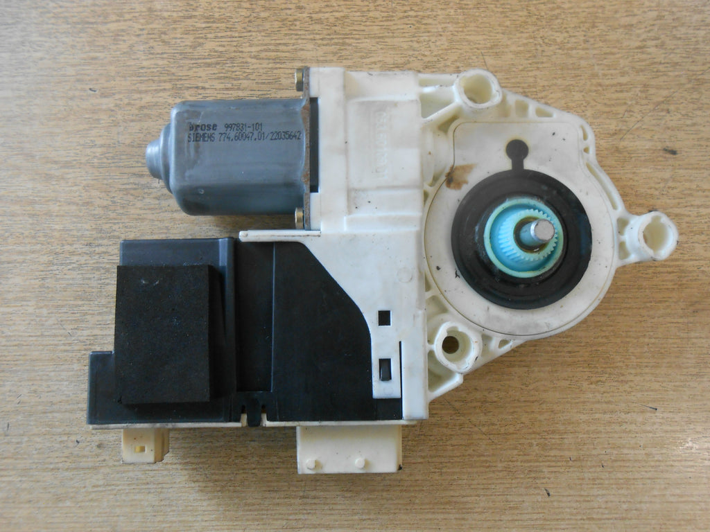 CITROEN C4 LA COUPE 2005 OS DRIVER SIDE WINDOW MOTOR 9647442380 96 474 423 80