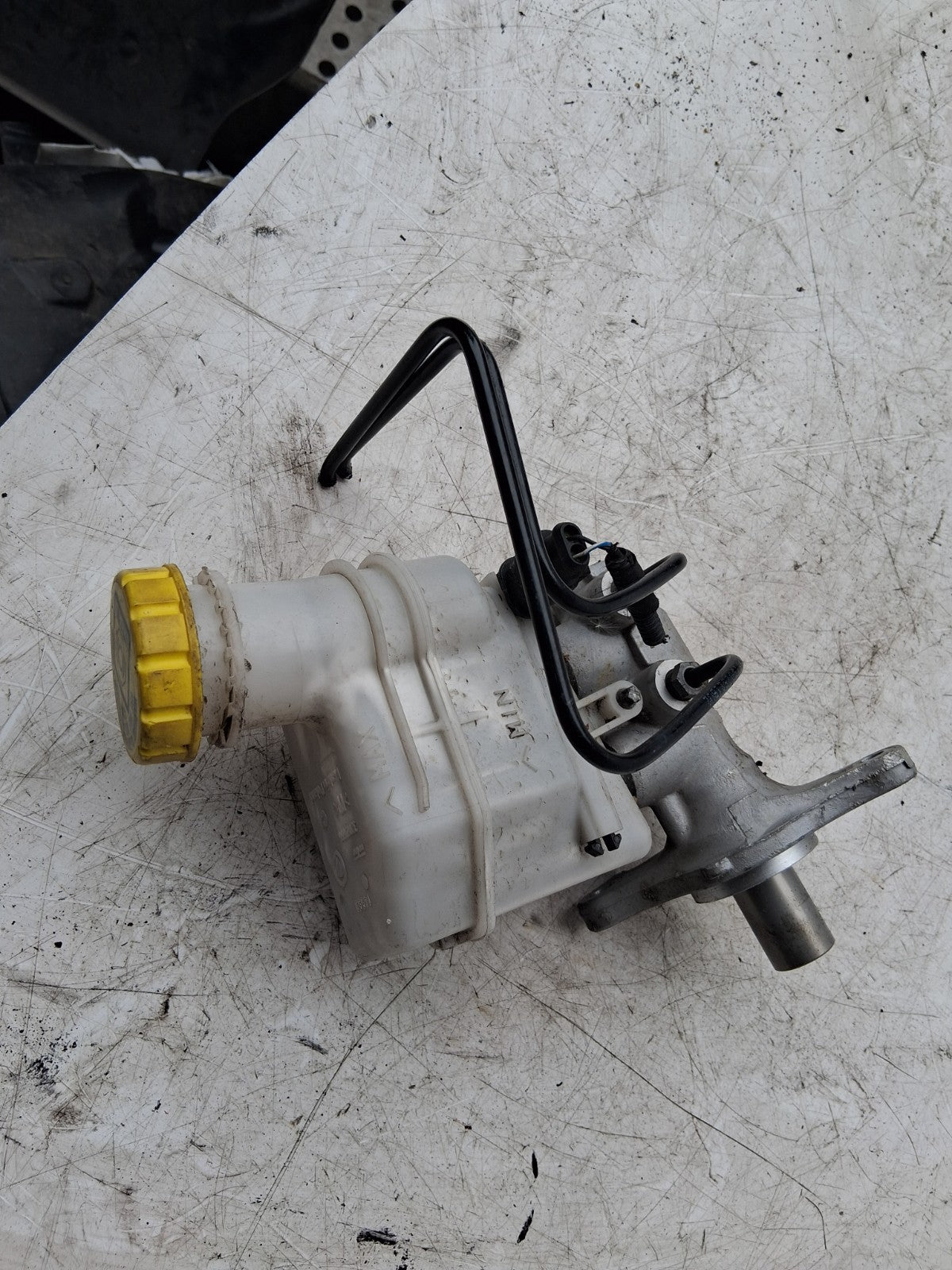 2015 FIAT 500 LOUNGE 1.2 PETROL BRAKE MASTER CYLINDER 32069666