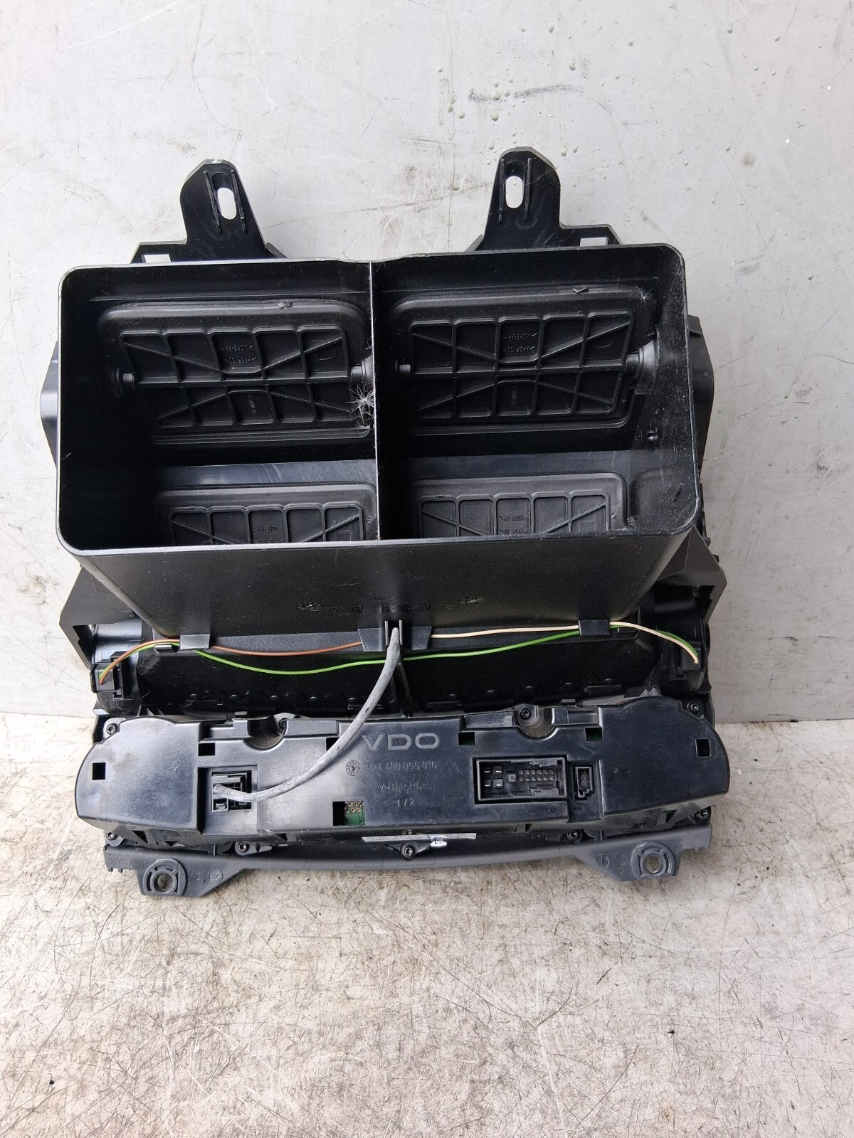 2004 MERCEDES E CLASS W211 AC HEATER CLIMATE CONTROL WITH AIR VENTS H24400055010