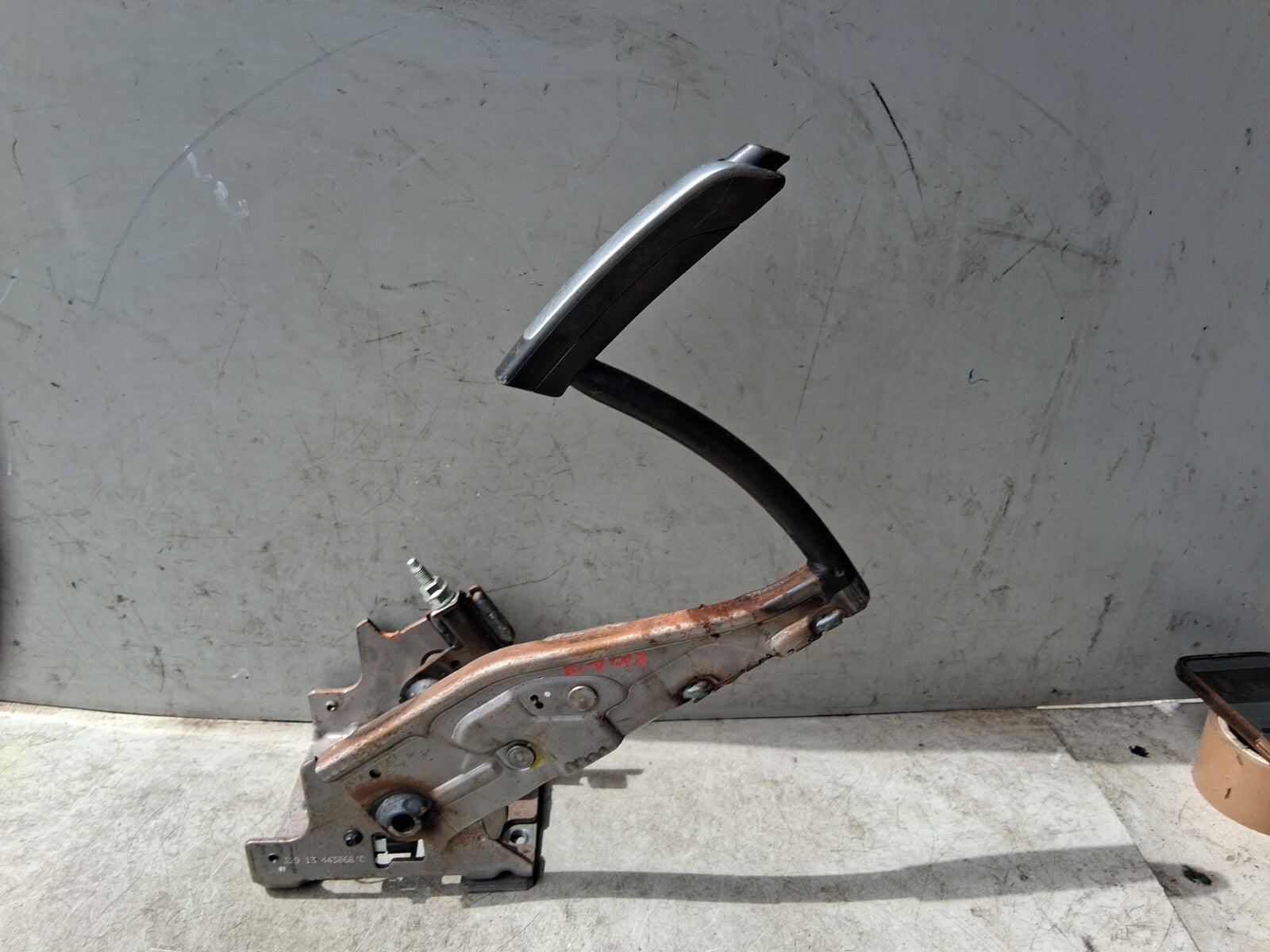 2013 FORD KUGA MK2 MANUAL HANDBRAKE PARKING BRAKE LEVER MECHANISM