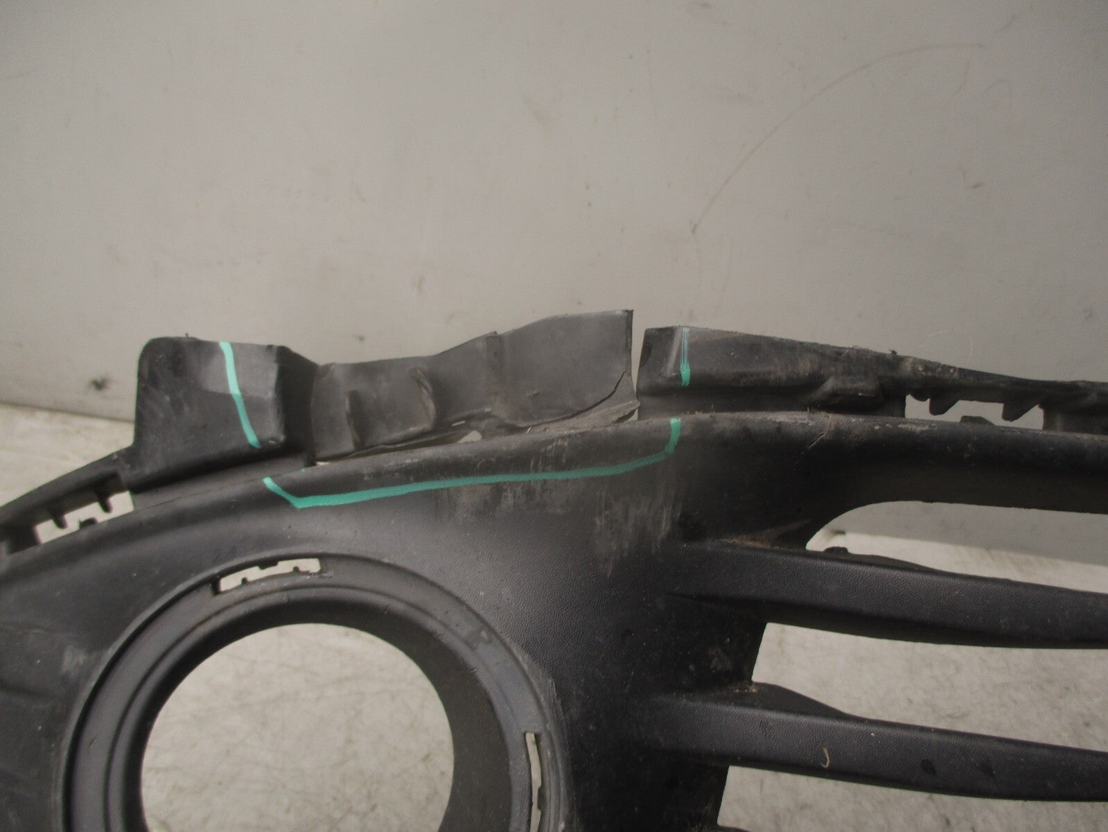 2015 RENAULT CLIO MK4 FRONT BUMPER LOWER GRILLE 622542958R
