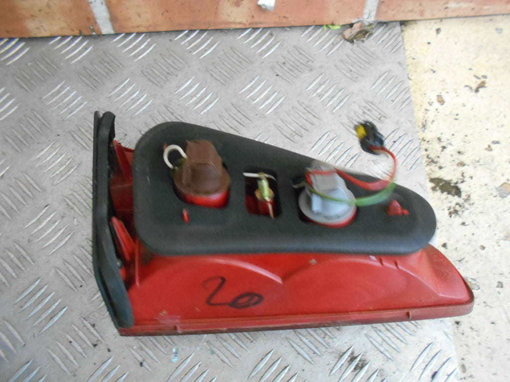 PEUGEOT 607 2004 OSR DRIVER SIDE REAR INNER TAIL LIGHT