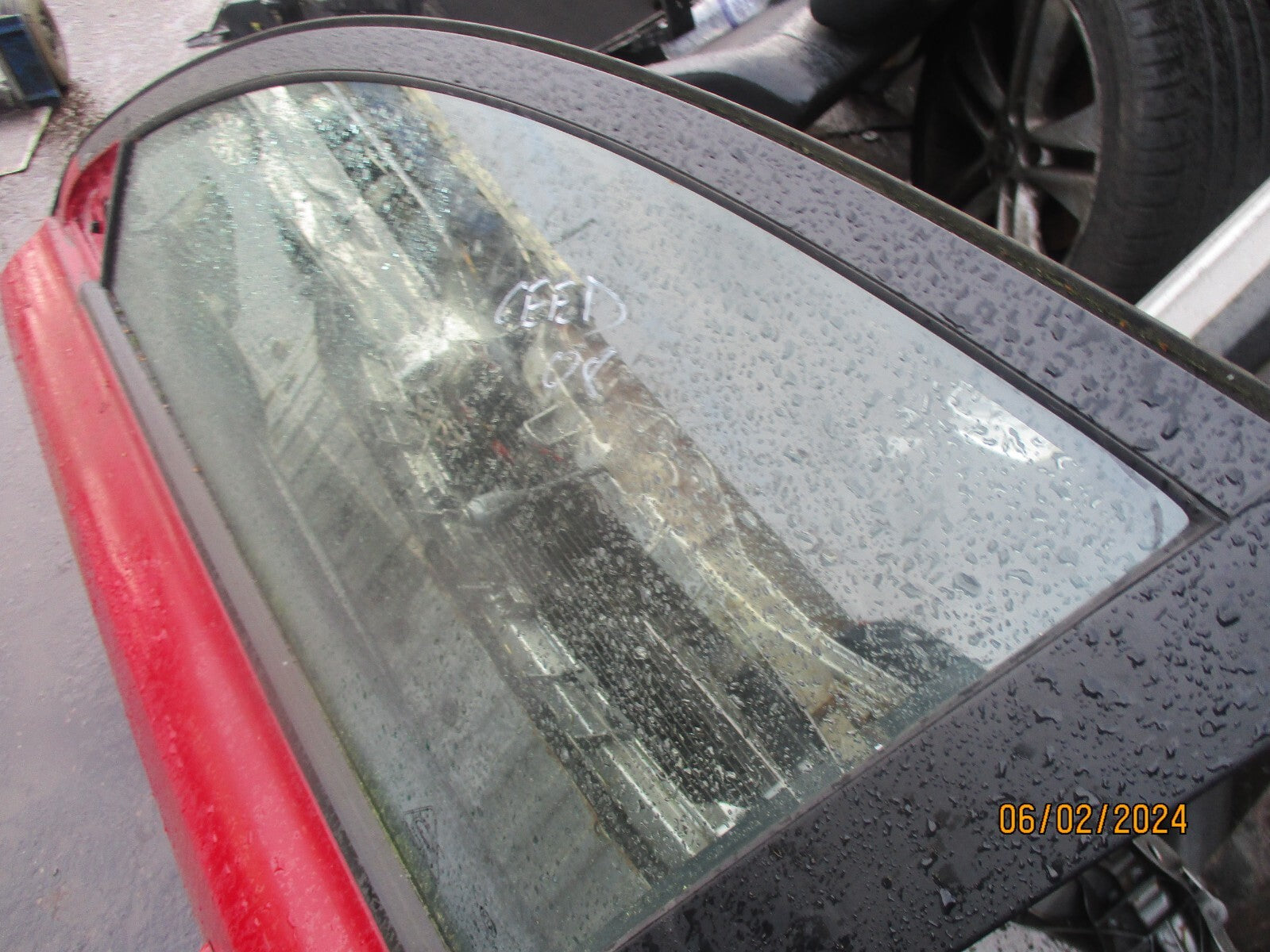 KIA CEED MK1 2008 NSF PASSENGER SIDE FRONT COMPLETE DOOR RED