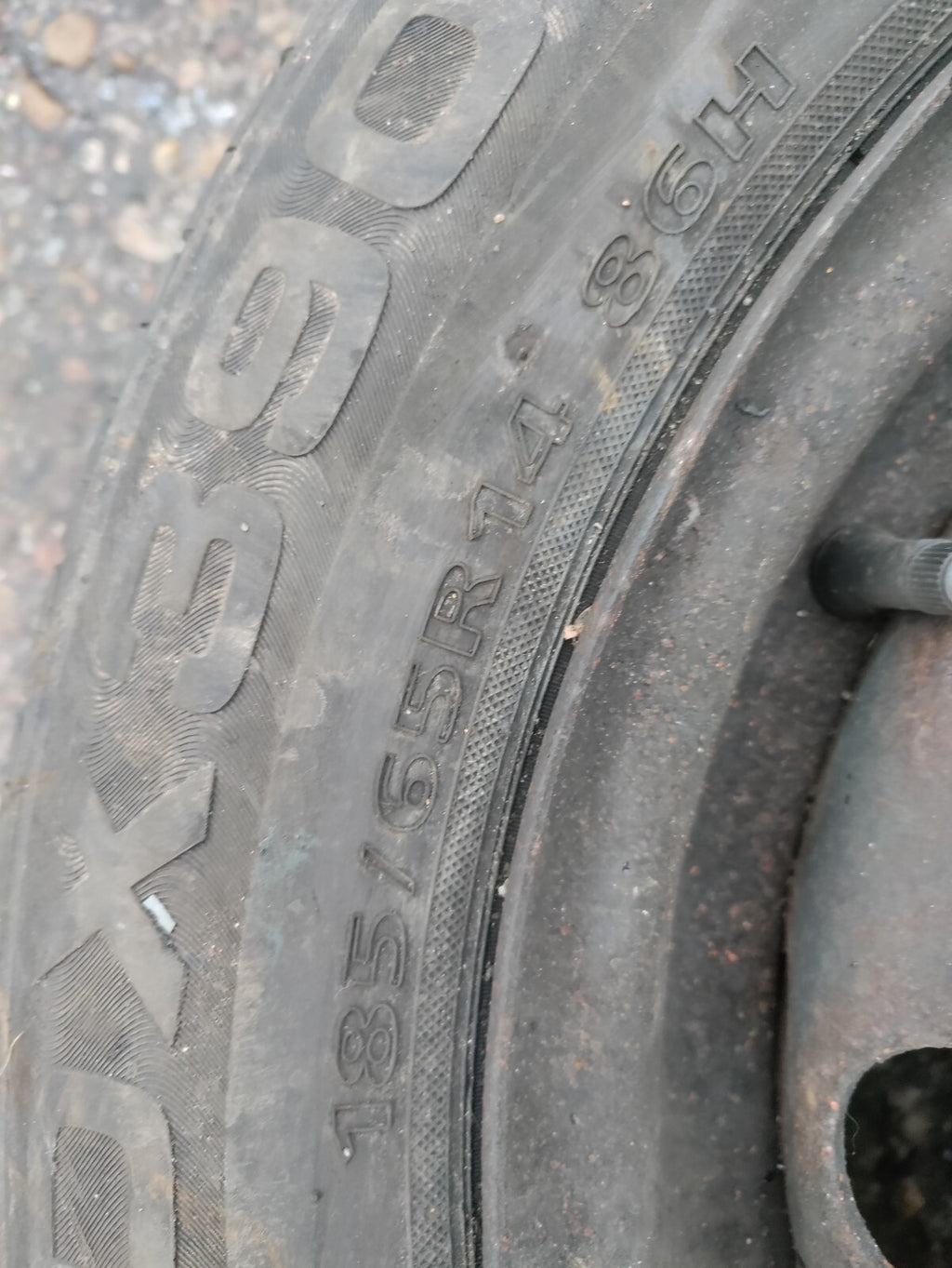 2002 FORD FOCUS MK1 14 INCH STEEL WHEEL WITH TYRE 185/65R14 REF 3